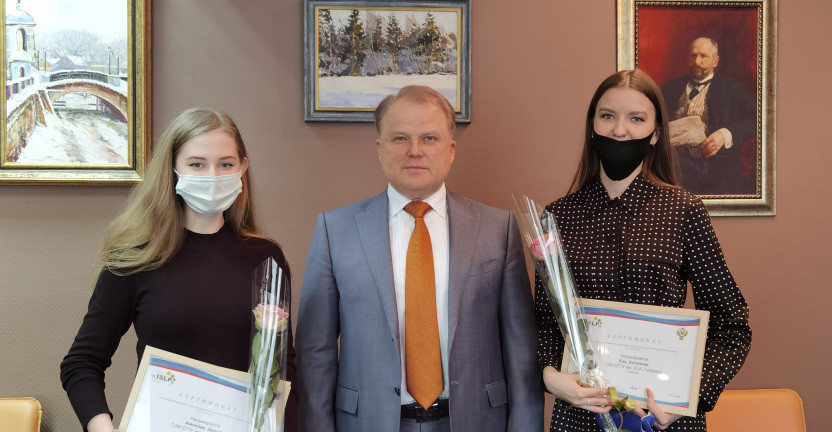Студенты Саратовской области стали лучшими в России на Международном конкурсе статистических постеров